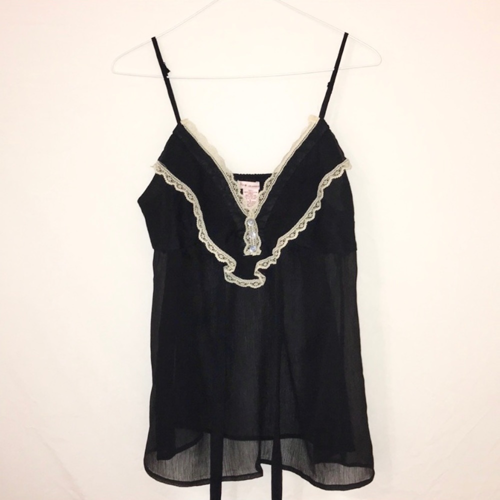 FIRE - LOS ANGELES | Lace Trim Sheer Tie-Back Cami - Picture 6 of 8